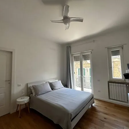 Apartman A Casa Di Roberta Salerno
