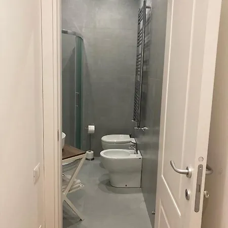 A Casa Di Roberta サレルノ