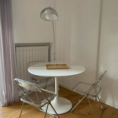 A Casa Di Roberta アパート サレルノ