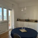 A Casa Di Roberta Апартаменты Салерно