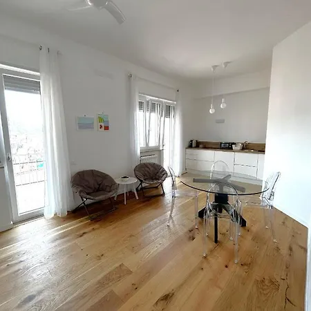 A Casa Di Roberta Apartamento Salerno